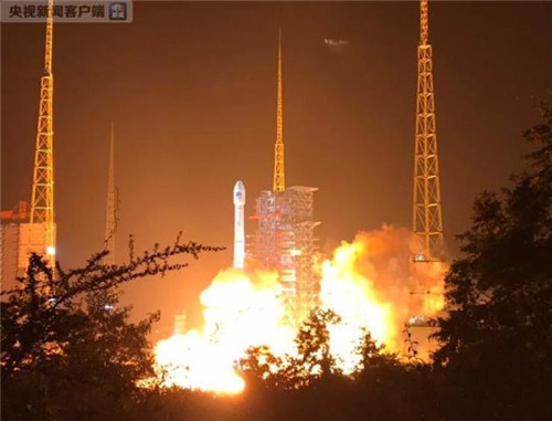 僑洋實業慶賀：北斗三號“一箭雙星”發射成功。