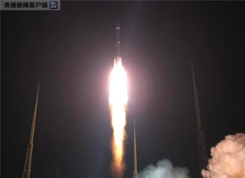 僑洋實業慶賀：北斗三號“一箭雙星”發射成功。